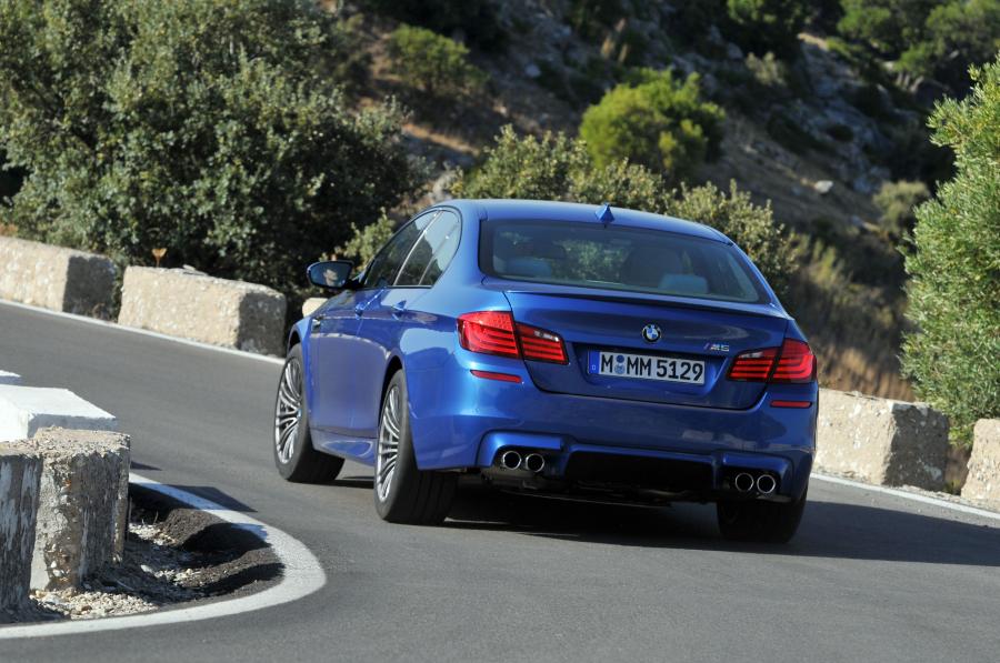  BMW M5 2011 года  (фото 110 из 344)